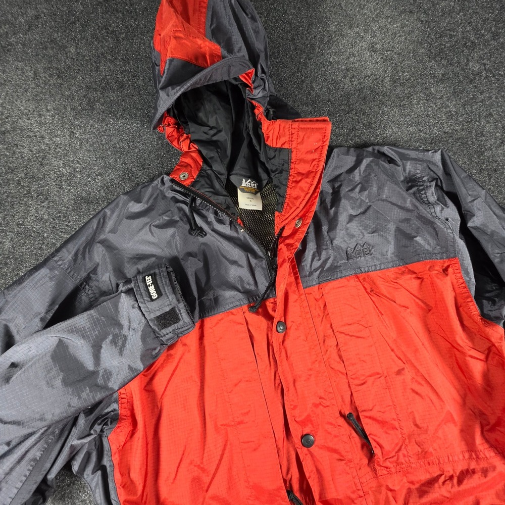 REI Gore-Tex Rain Jacket Mens Small Red Gray Waterproof Hooded Ripstop Shell